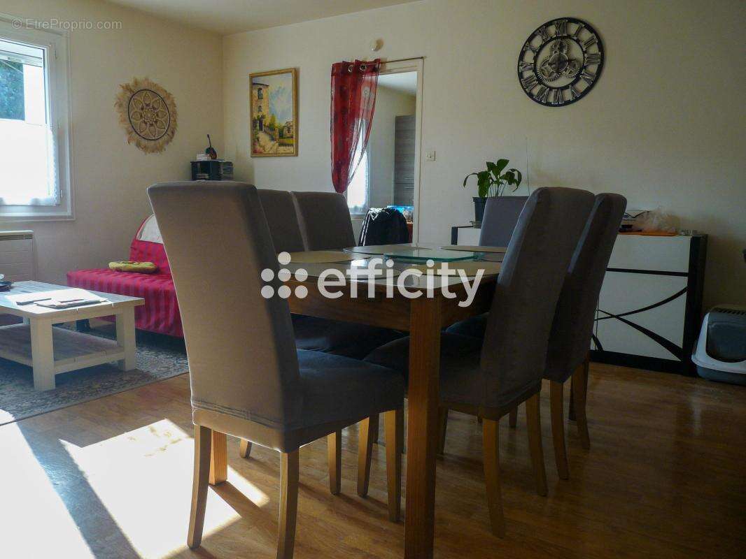 Appartement à GUEUGNON