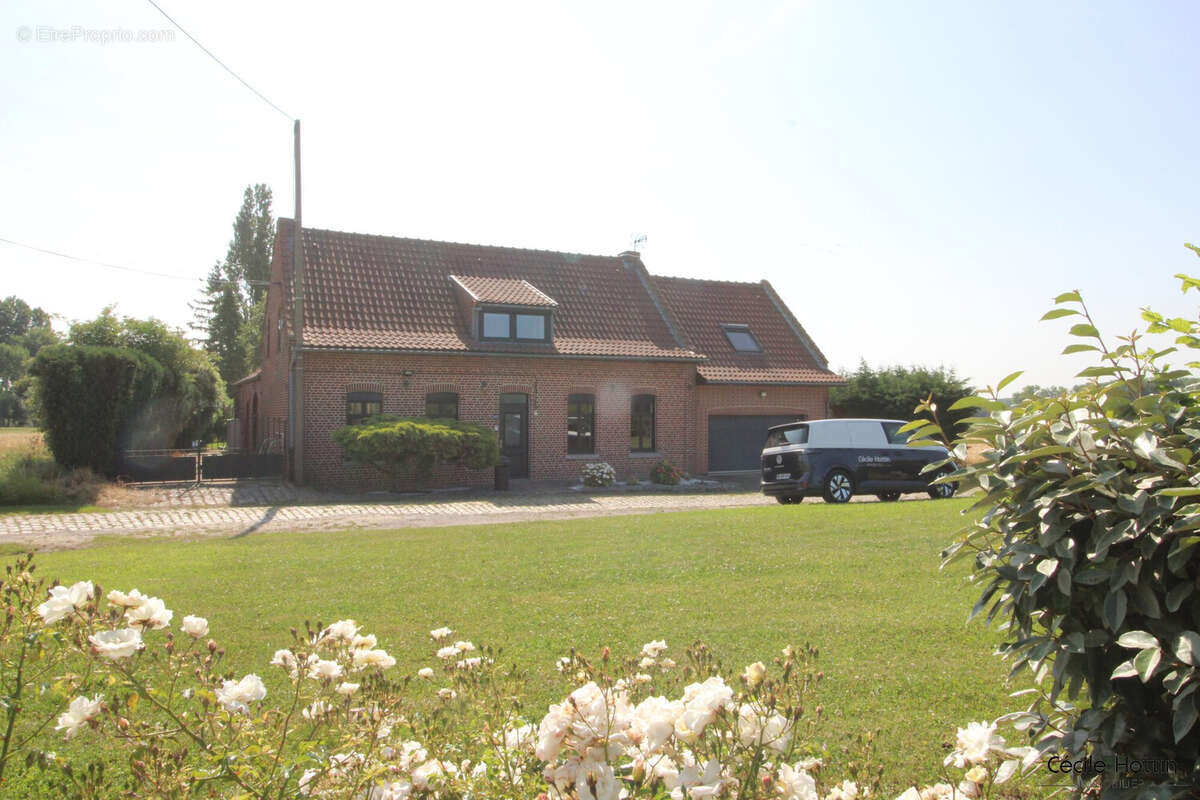 Maison à MONS-EN-PEVELE