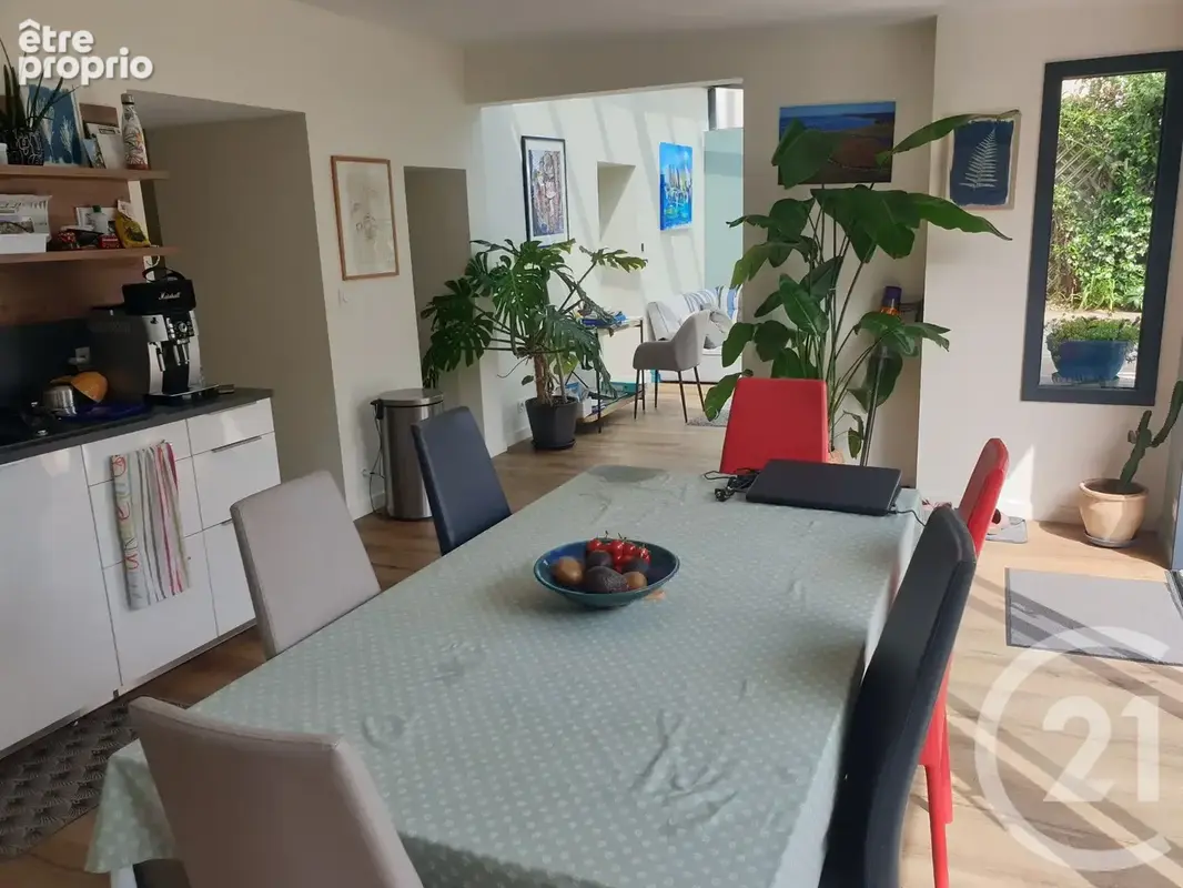 Maison 165 m² à Billiers  - photo 5