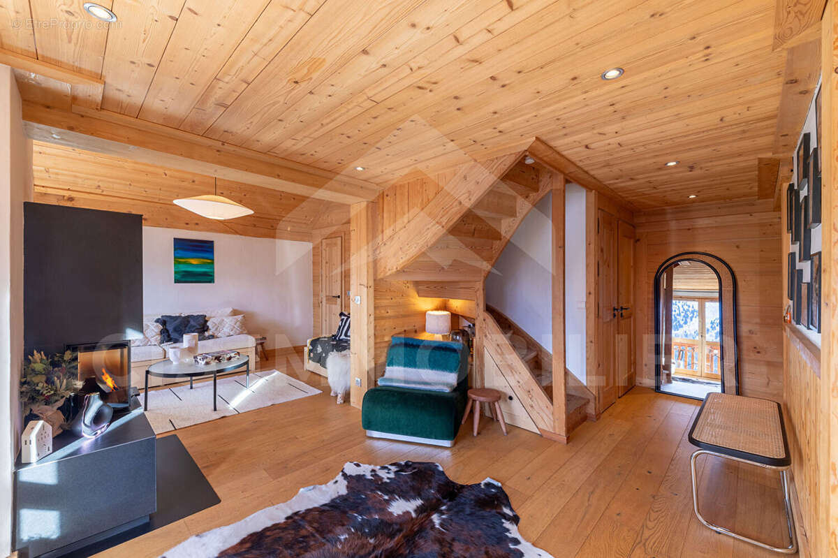 Appartement à LES ALLUES