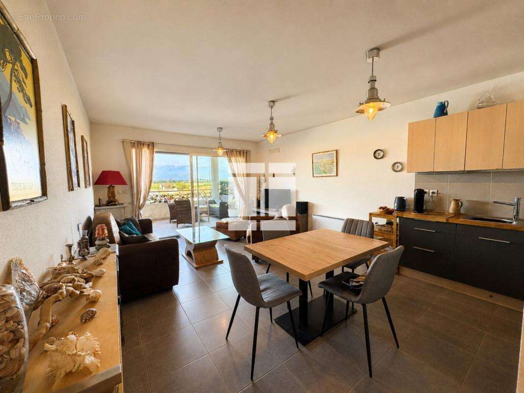 Appartement 50 m² à Aleria  - photo 4