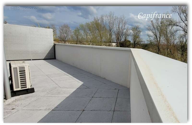 Appartement à VILLENAVE-D'ORNON