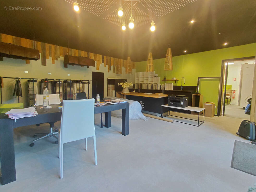 Commerce à SAINT-RAPHAEL