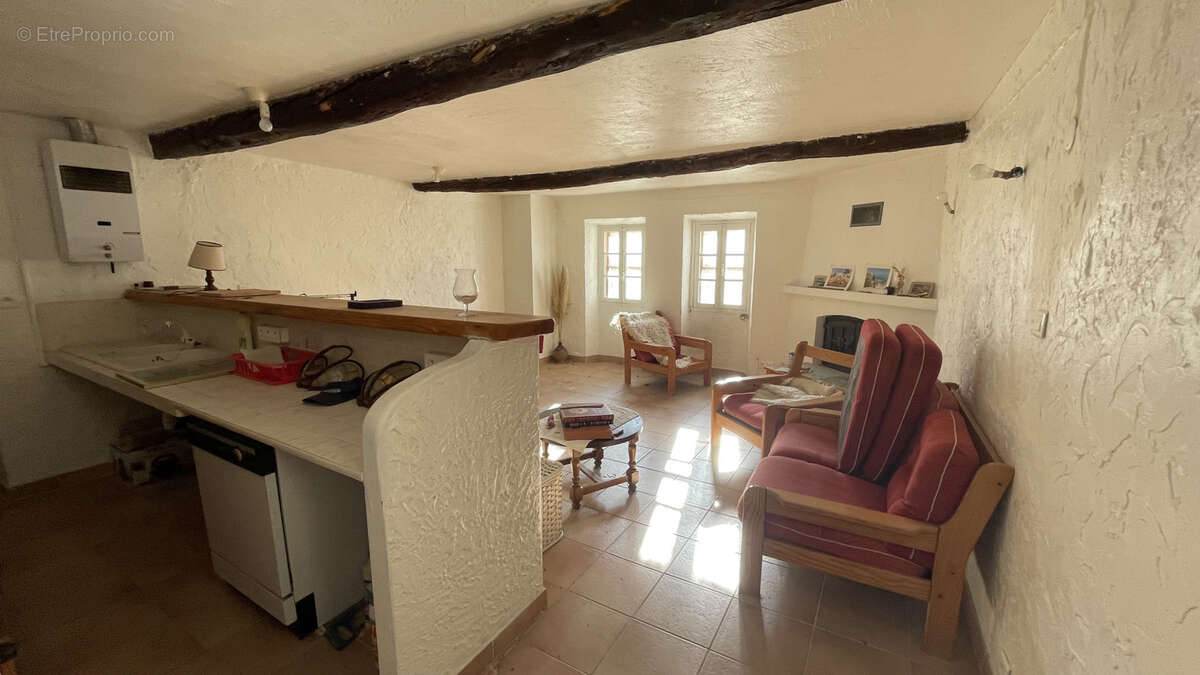 Maison à VALDEROURE