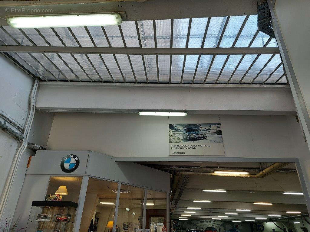 Commerce à PARIS-11E