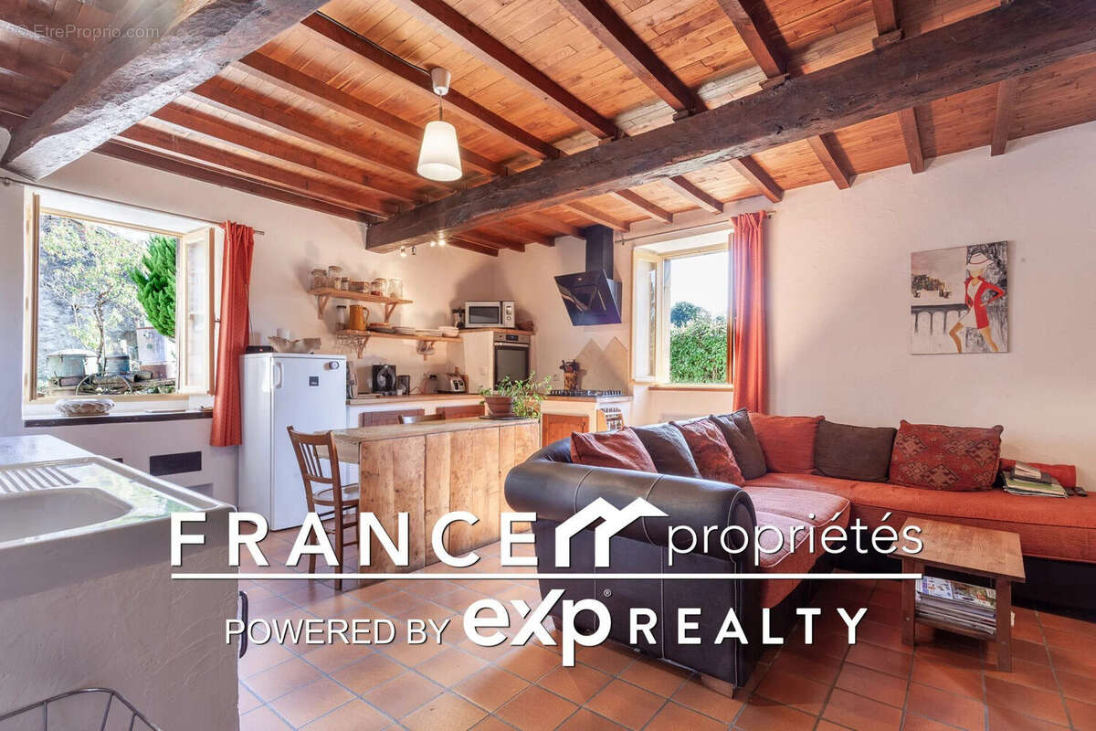 DOUSSON - Maison à SALIES-DU-SALAT