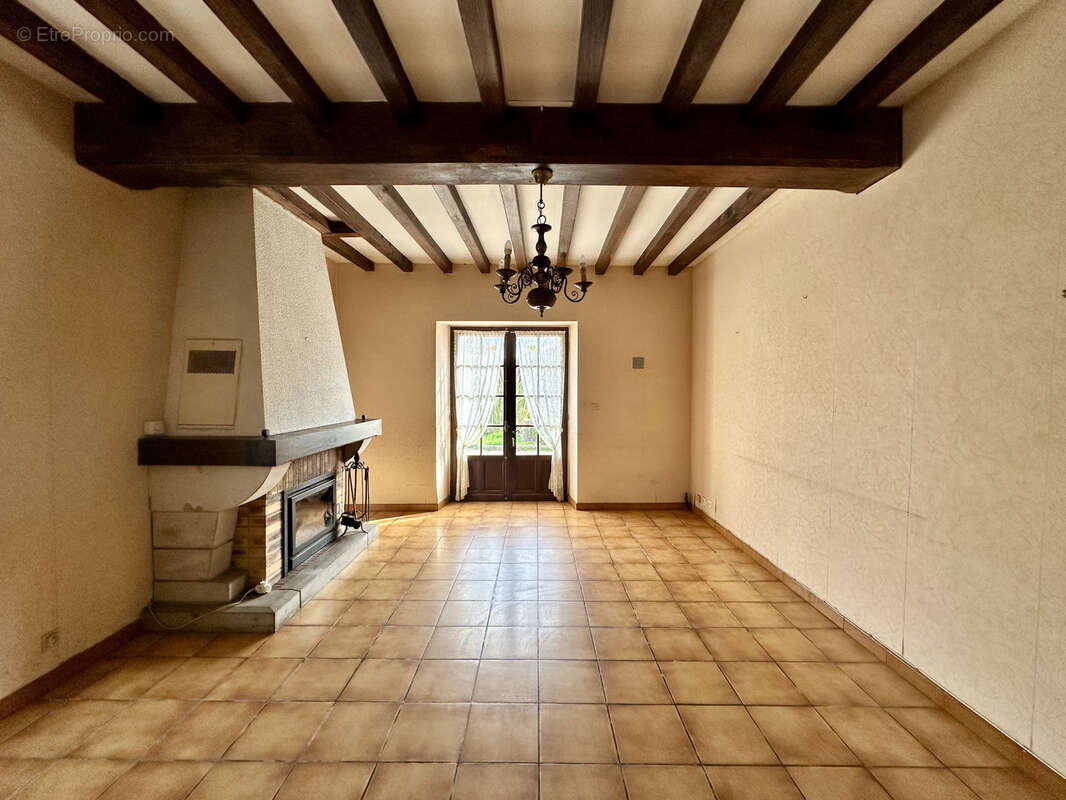 Maison à AUTEVIELLE-SAINT-MARTIN-BIDEREN