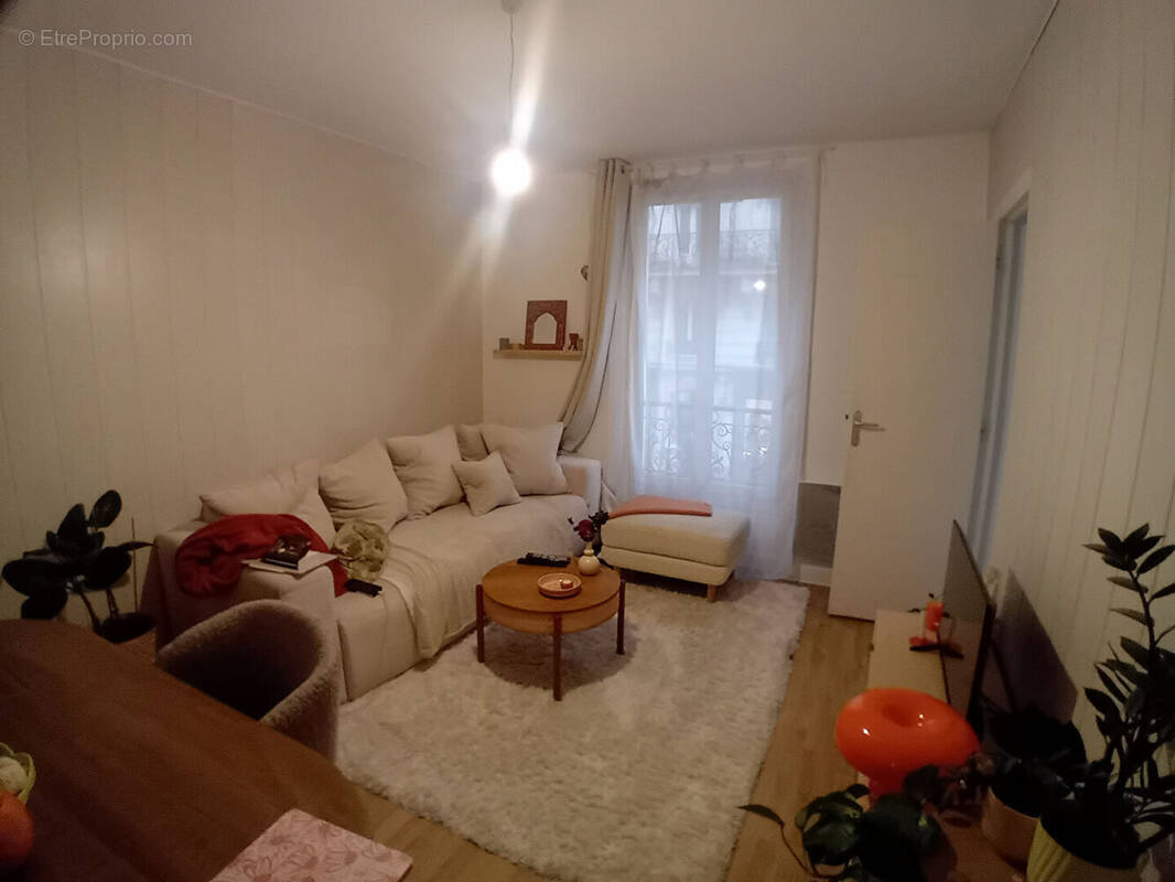 Appartement à PARIS-19E