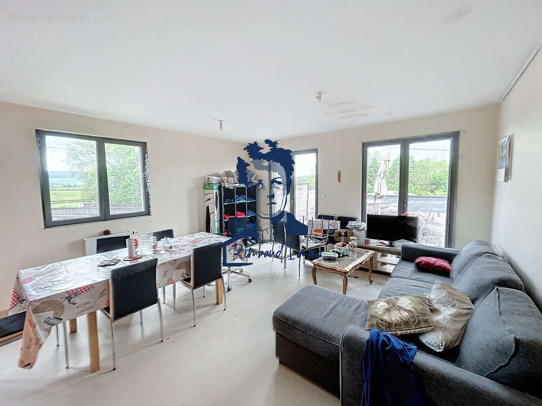 Commerce 325 m² à Blagny  - photo 4