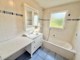 Appartement à DIVONNE-LES-BAINS