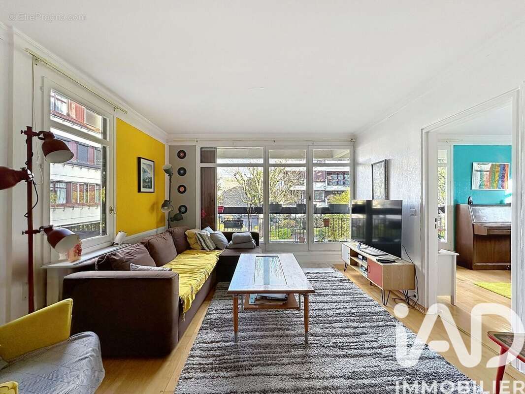 Photo 2 - Appartement à SAINT-MAUR-DES-FOSSES