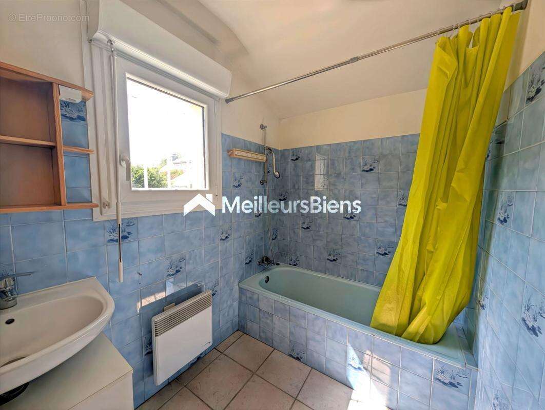 56130 CAMOEL- Maison de bourg 110 m2 - 3 chambres, terrain de 249 m² - photo 4