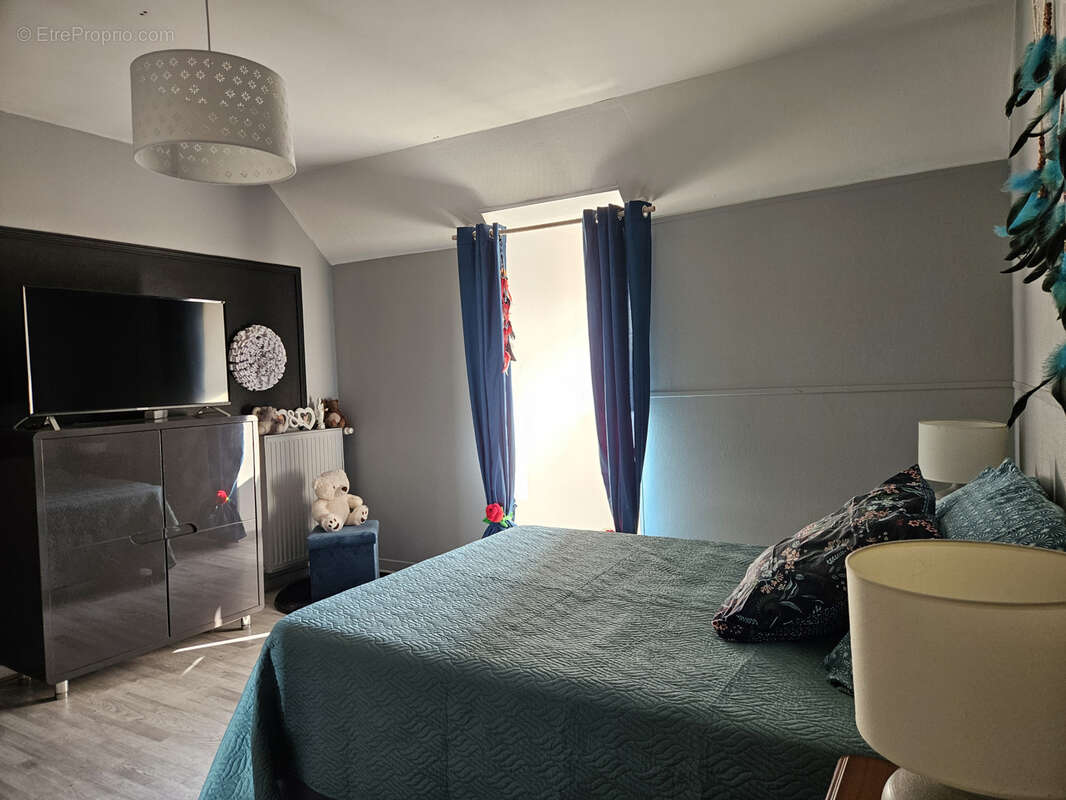 Maison à ARCES-DILO