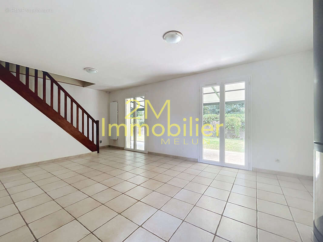 A vendre - maison familiale - photo 3