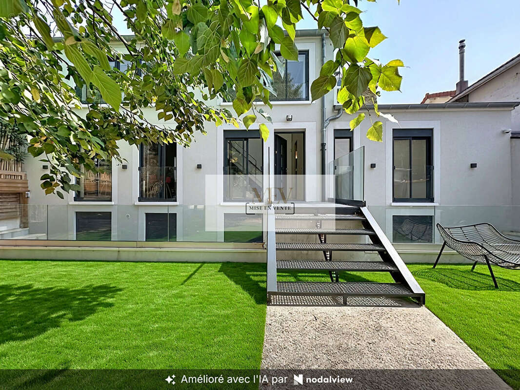 Maison de charme rénovée et agrandie 120 m² - prestations haut de gamme - terrain 293 m² - photo 15
