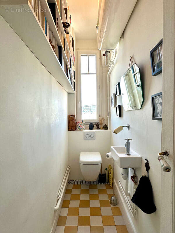 Appartement à PARIS-20E