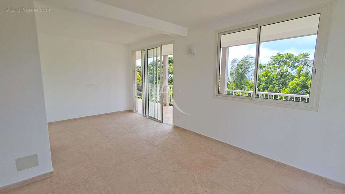 Maison à LE LAMENTIN