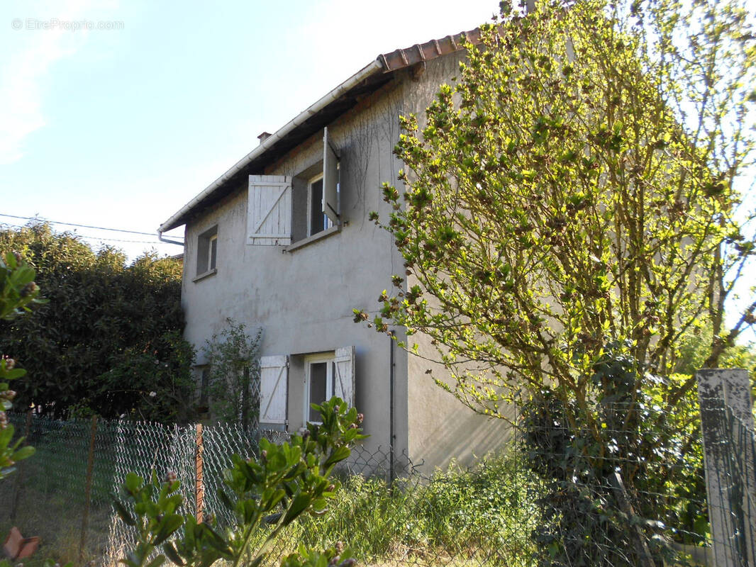 Maison à PUY-GUILLAUME