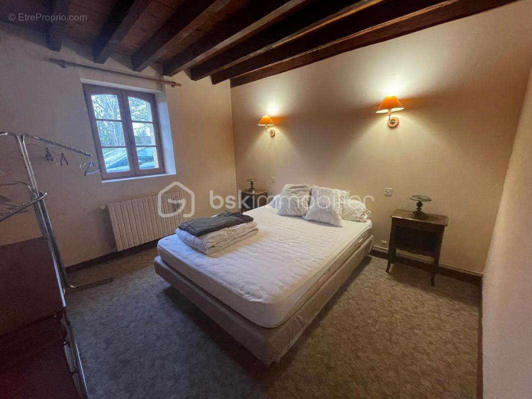 Maison à VILLENEUVE-DE-MARSAN