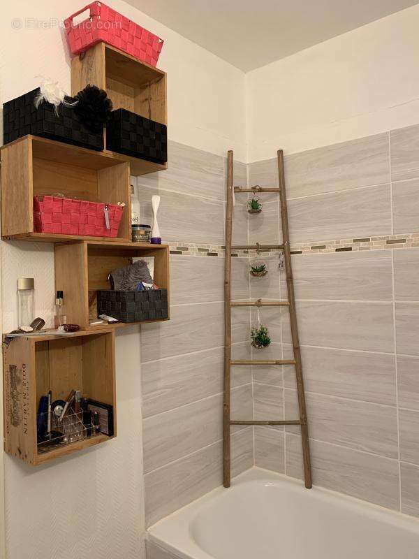 Appartement à LE RHEU