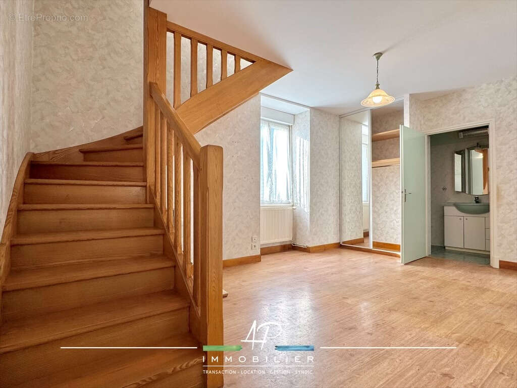 Maison à FRANCHEVILLE