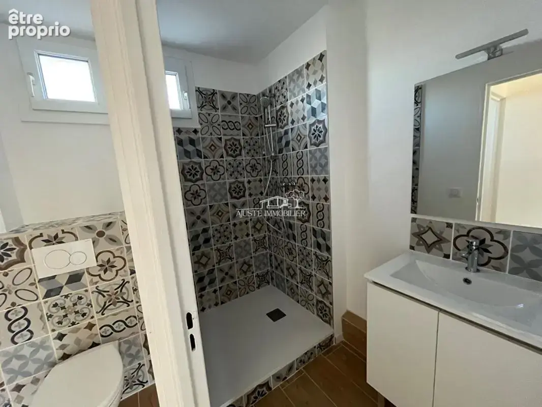 Appartement Marignane T3 50 m2 dernier étage refait à neuf - photo 5