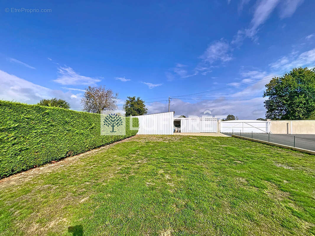 Maison à CHATILLON-SUR-THOUET