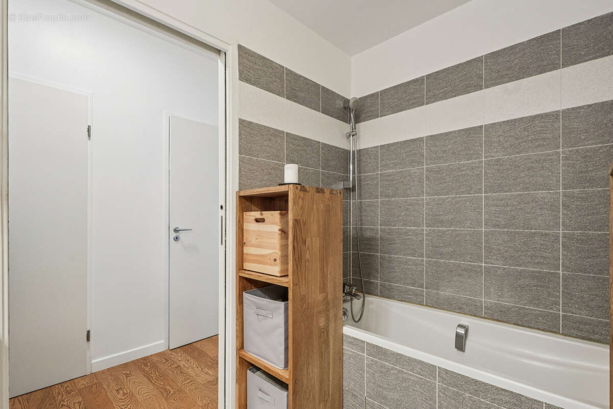 Appartement à MONTROUGE