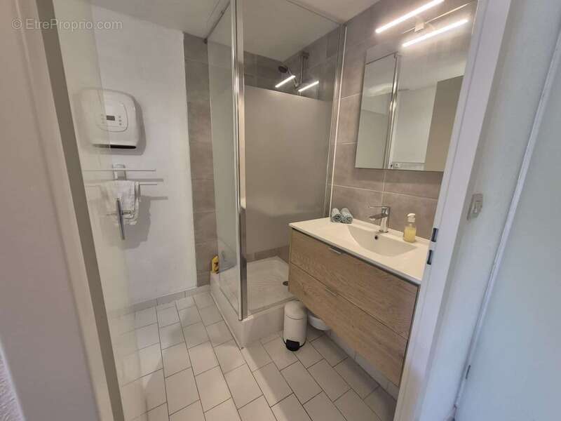 À VENDRE – PORTIRAGNES PLAGE – Maison T2 cabine avec mezzanine - 200 m de la plage - photo 3
