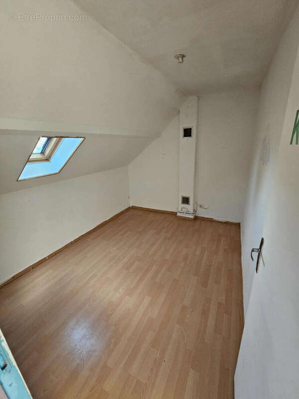 Maison à MONT-D&#039;ORIGNY