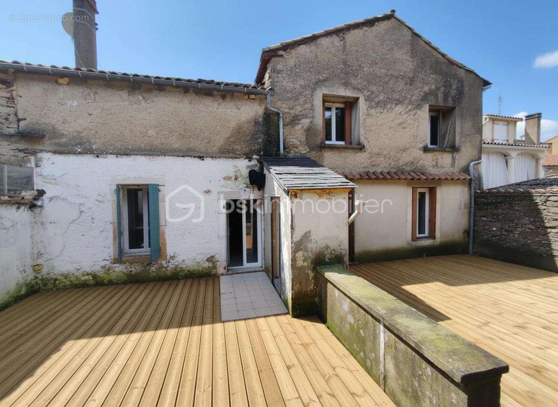 Maison à SAINT-PONS-DE-THOMIERES