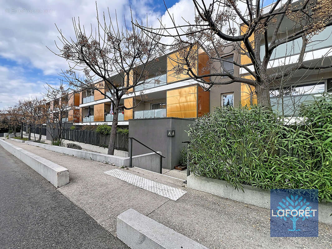 Appartement à MARSEILLE-13E