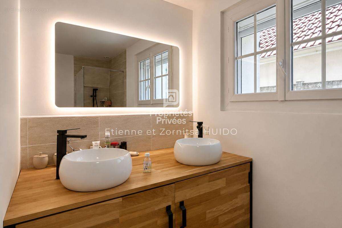 Maison Saint Christophe En Bazelle  7 pièce(s) 153 m2 - photo 13