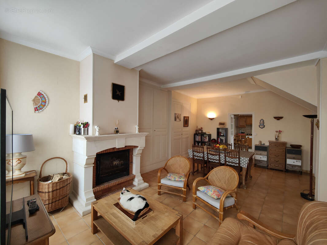 Maison à BUSSY-EN-OTHE