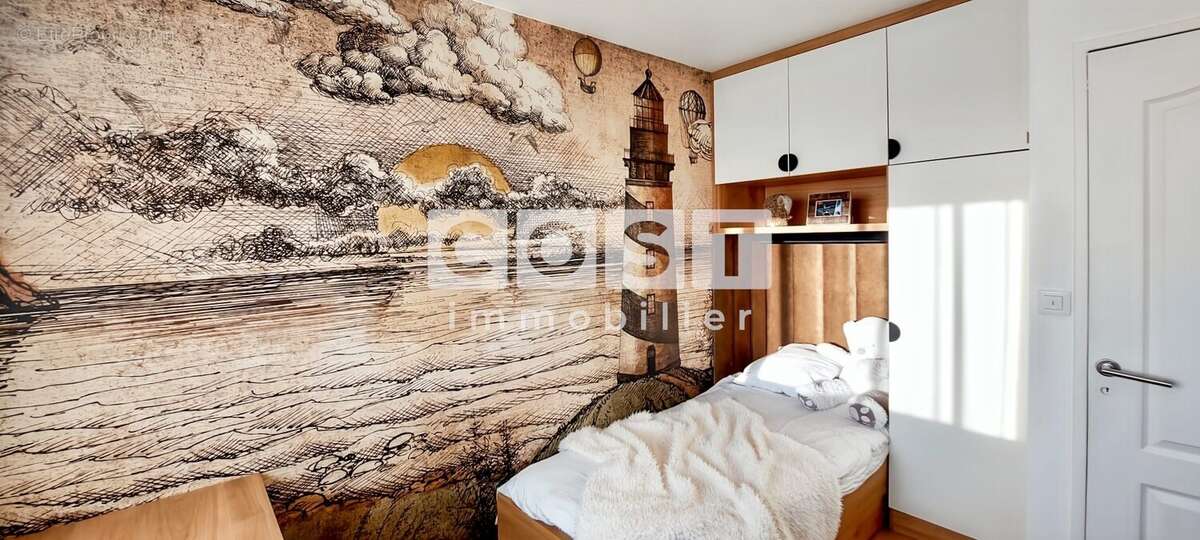 Appartement 81 m² à Colombes  - photo 2