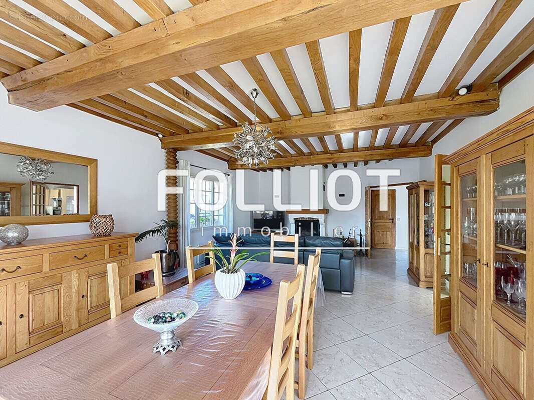 Maison à FRENOUVILLE