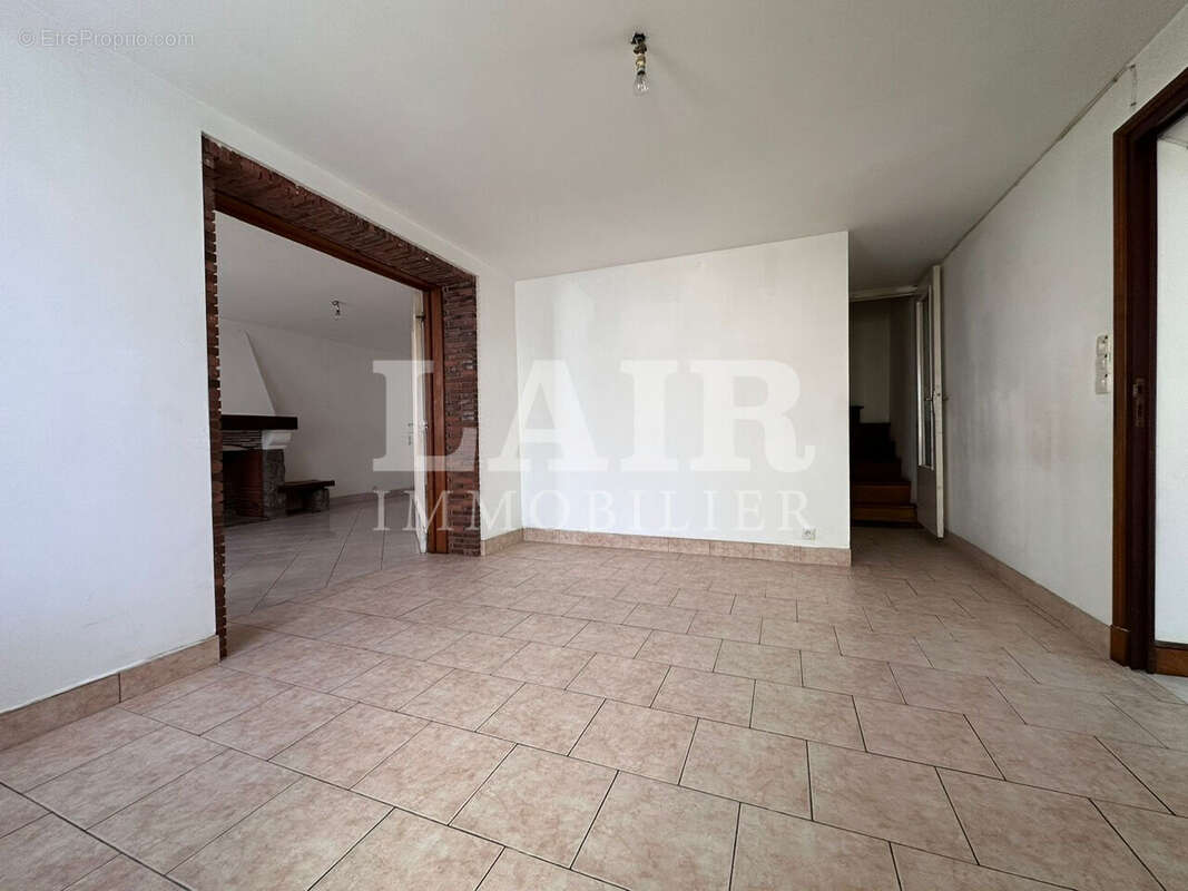 Maison de bourg proche Nogent le Rotrou- B13971 - photo 3