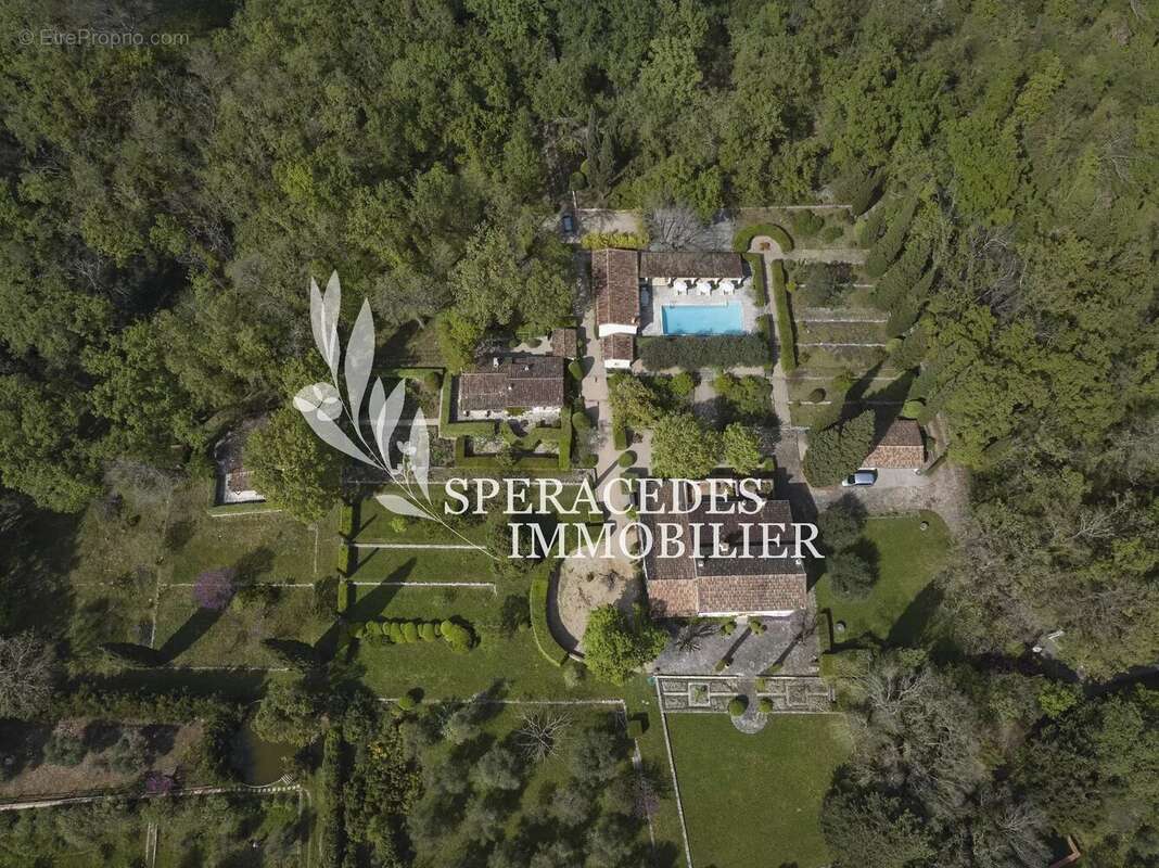 Maison à PEYMEINADE