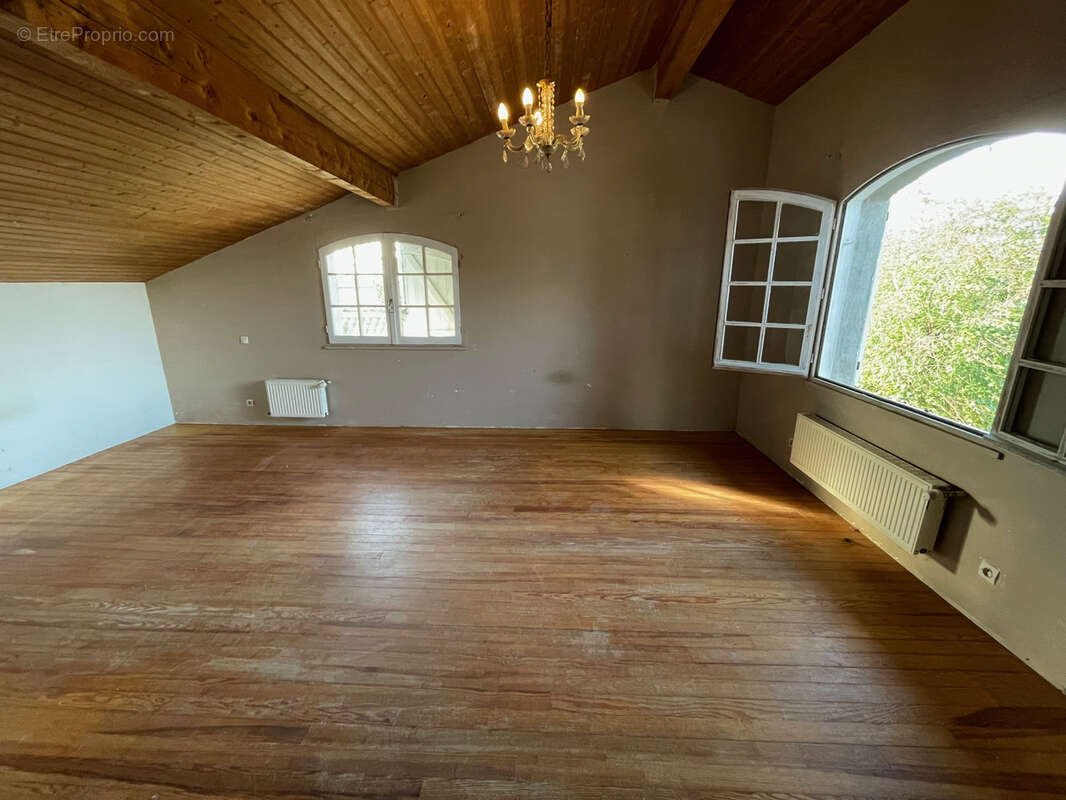 Maison à CORNEBARRIEU