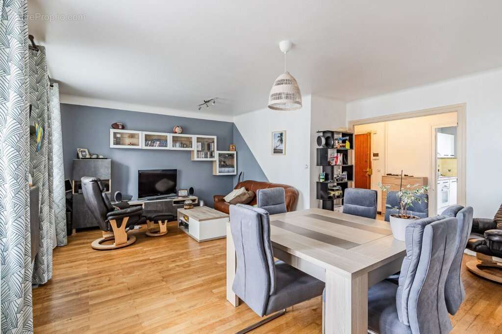 Appartement à LYON-8E