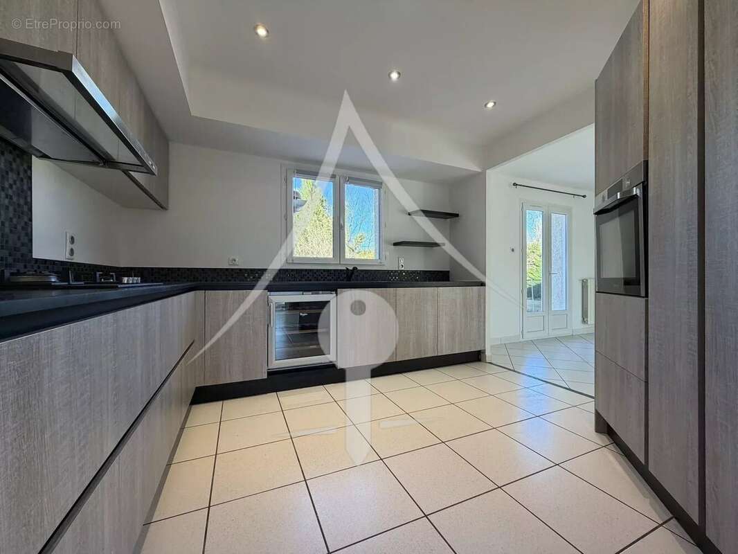 Maison à LE FAUGA