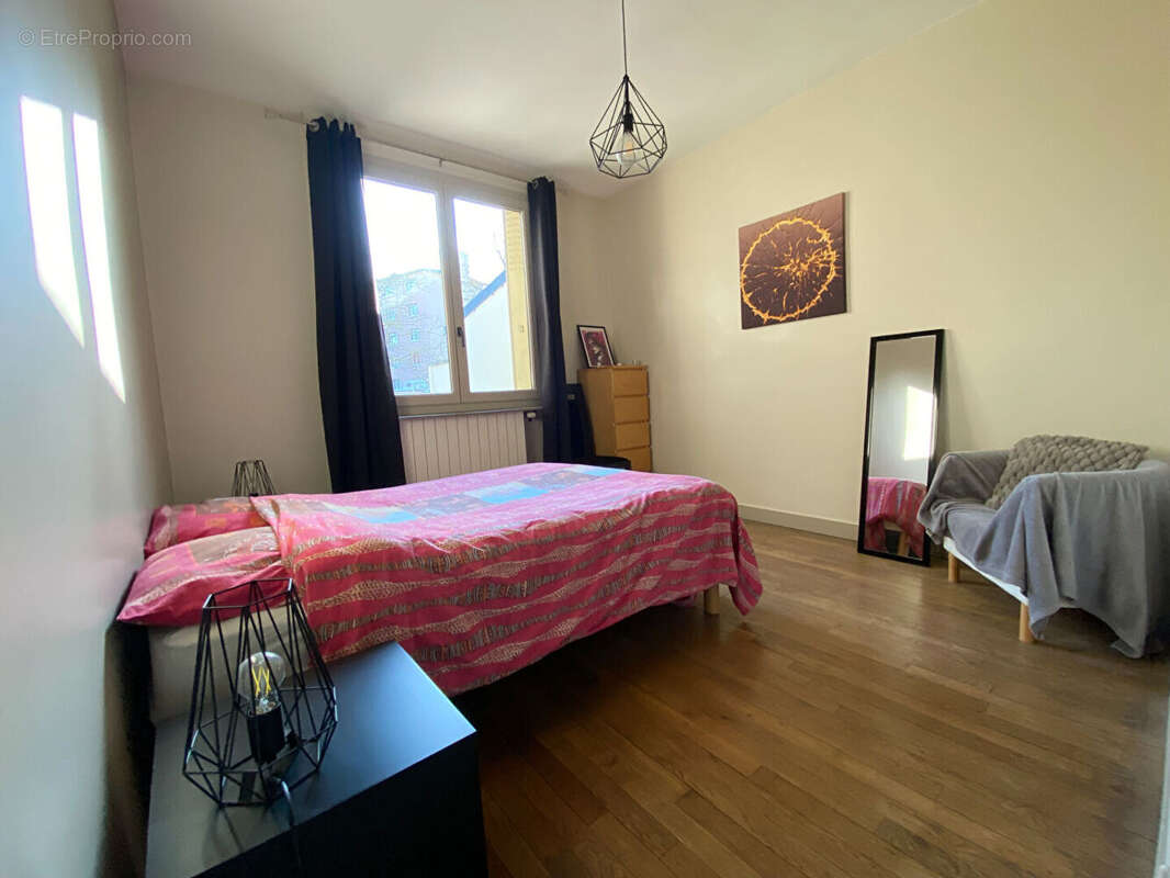 Maison à NOISY-LE-SEC