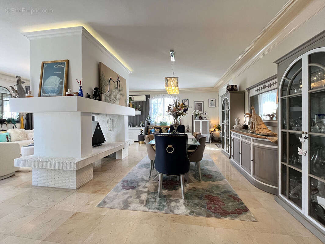 Maison à SAINTE-LIVRADE-SUR-LOT