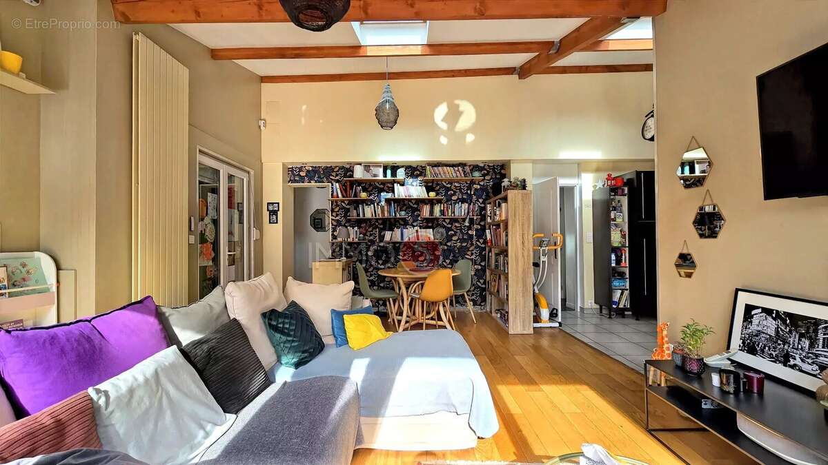 Maison à LES PAVILLONS-SOUS-BOIS