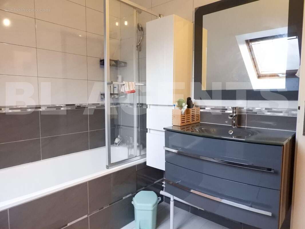 Maison à MITRY-MORY