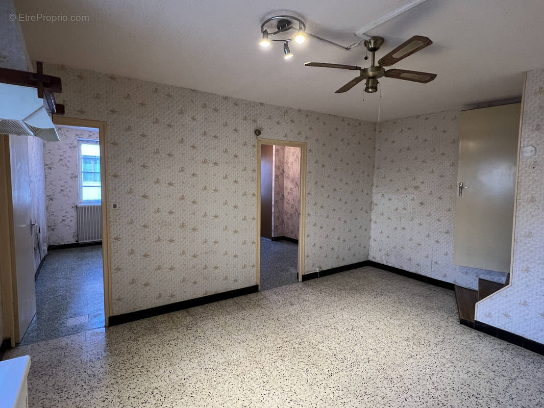 Maison à VIC-DES-PRES