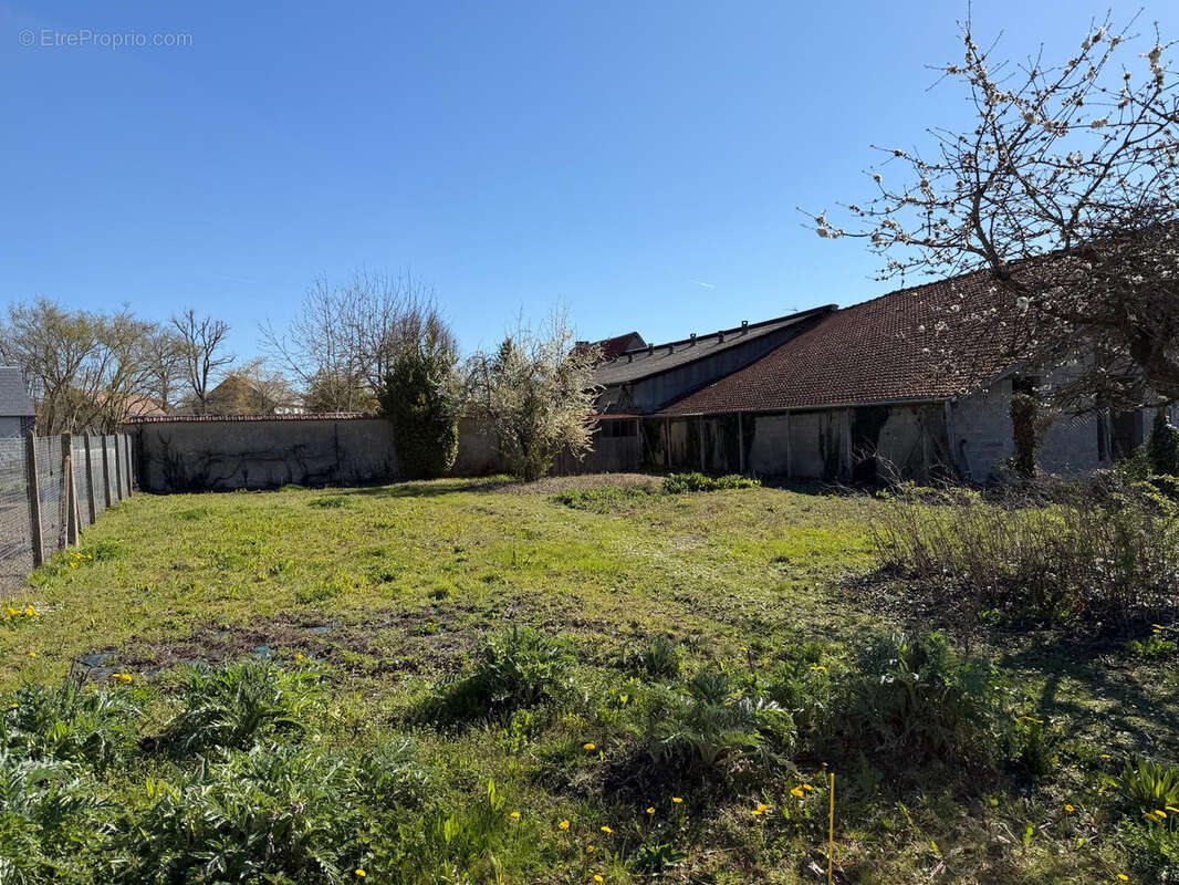 Terrain à bâtir de 448 m2 sur la commune de la Couture Boussey - photo 3