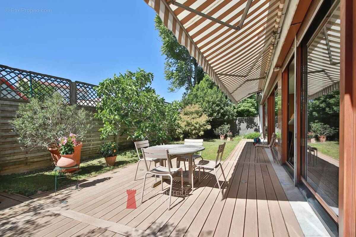Appartement à BOULOGNE-BILLANCOURT