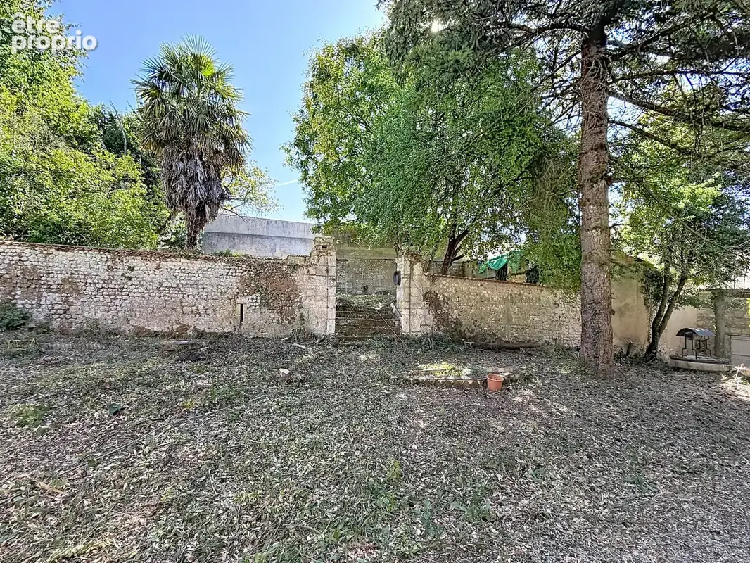 Belle maison de caractère à rénover proche commerces - photo 17