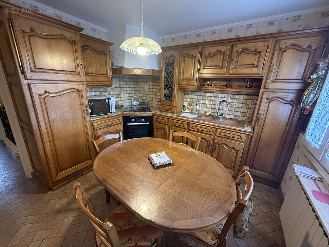 Maison à SAINT-JUNIEN